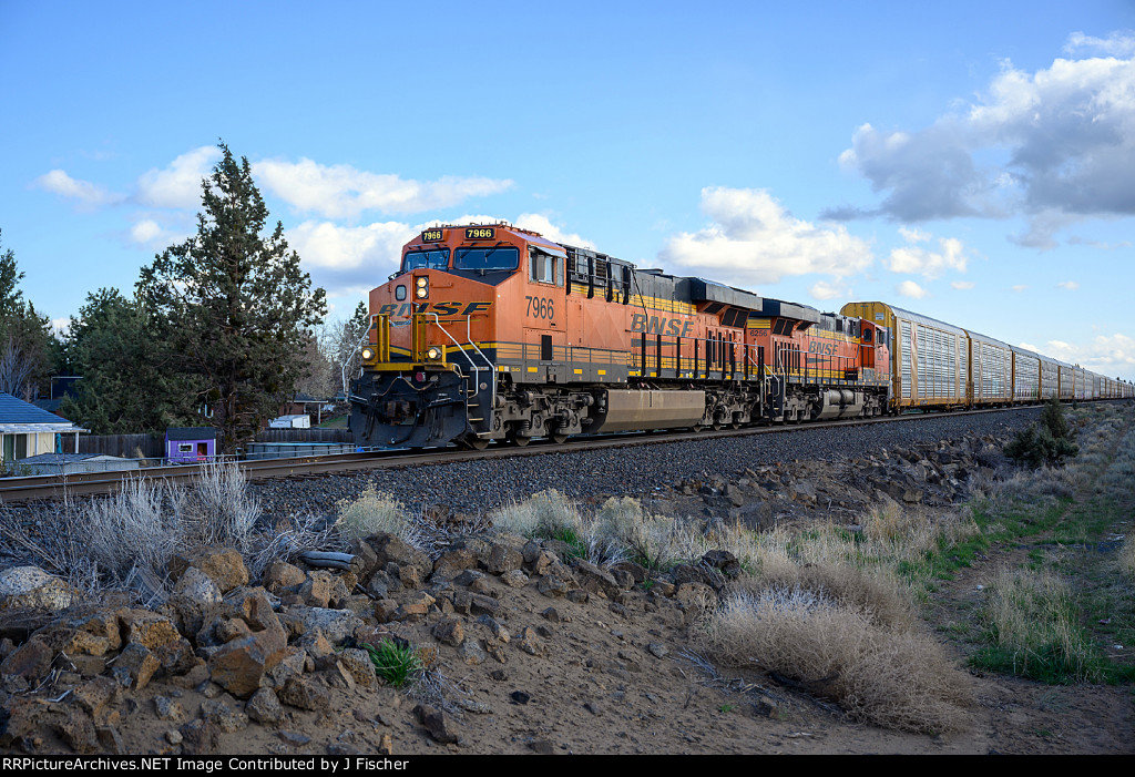 BNSF 7966